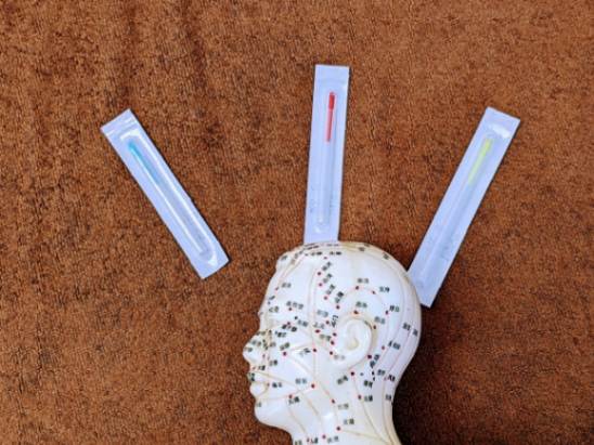 電気鍼・美容鍼で更年期障害や肌質改善に